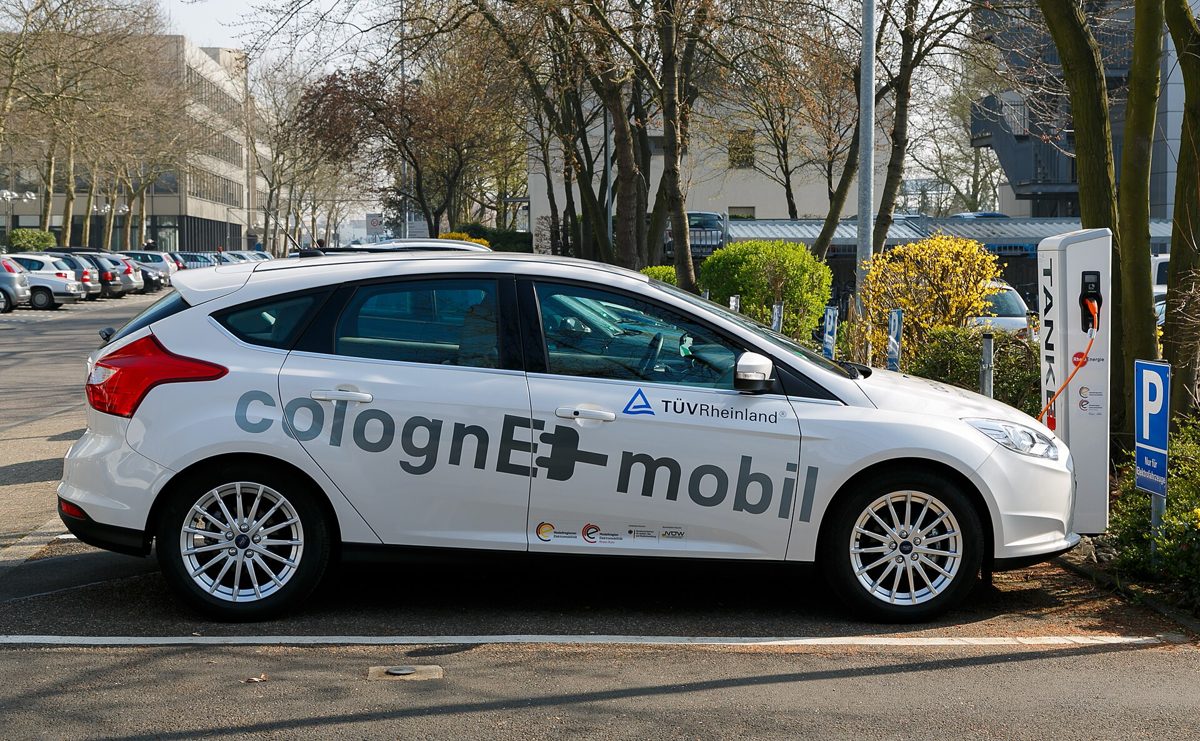 electric vehicle stocks